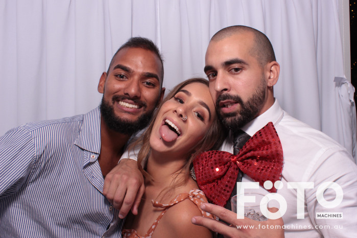 Diandra and Nick’s Wedding | View more photos from the event at gallery.fotomachines.com.au/u/FOTOMachines/Diandra-and-Nick’s-Wedding